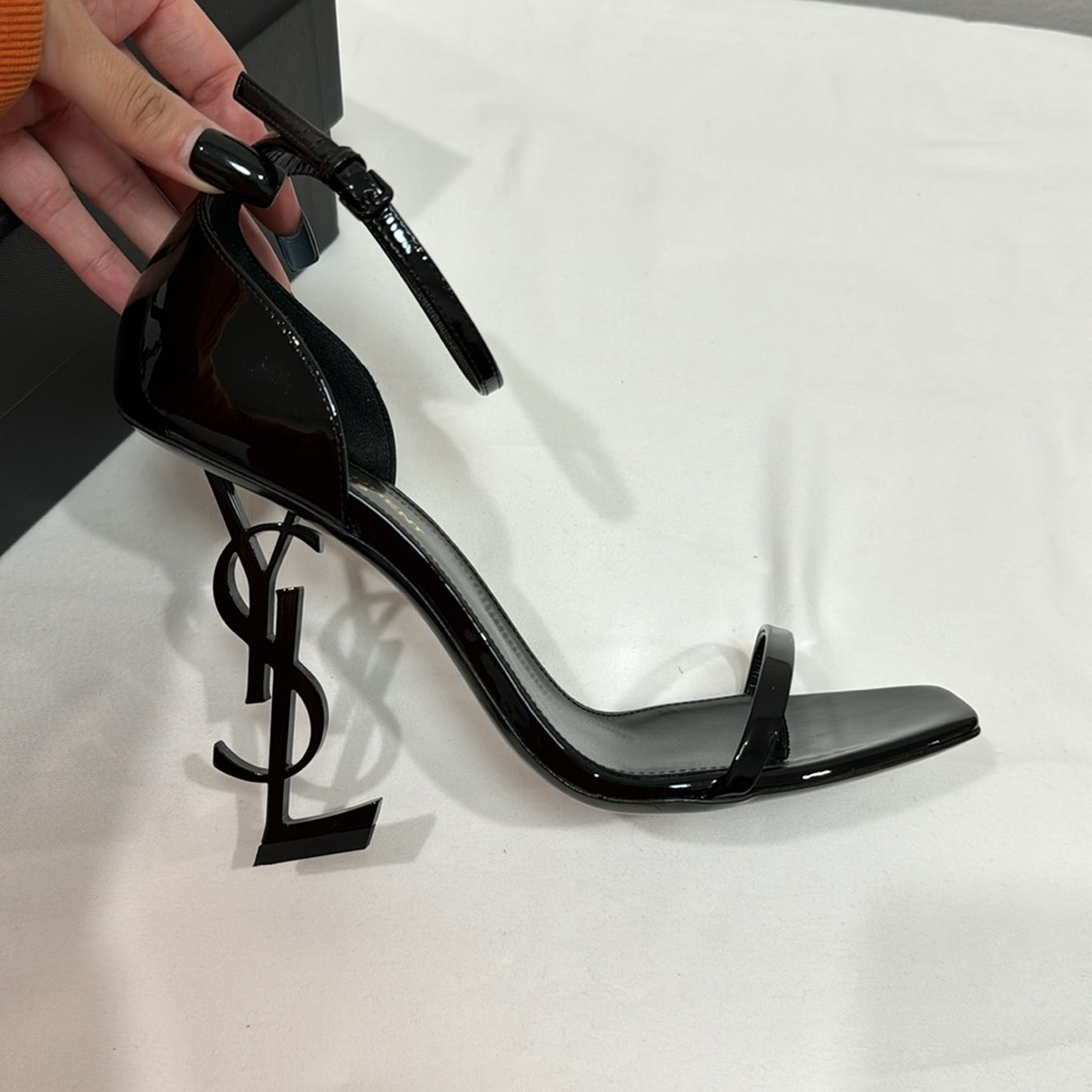 SAINT LAURANT HEELS - Picture 4 of 8